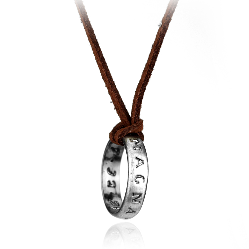Game Anime Leather Chain Ring  - đánh giá và giá Vintage Items