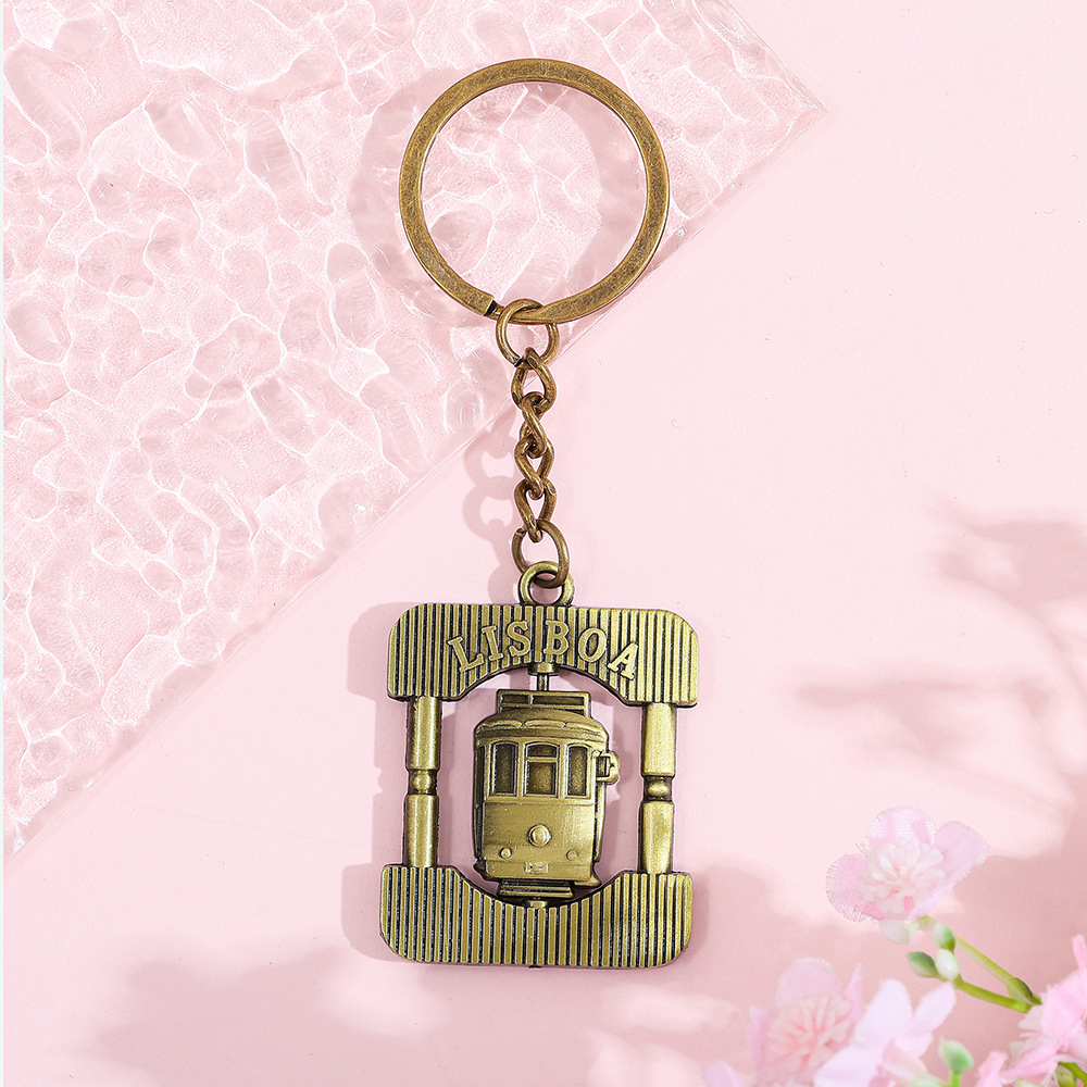 Vintage Tram Design Metal Keyc - đánh giá và giá Vintage Items
